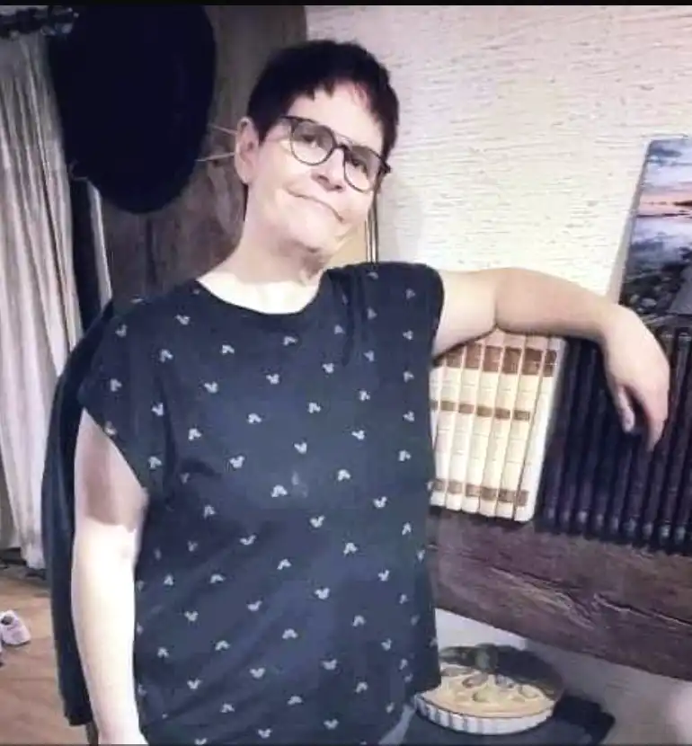 Emmanuelle après Opération